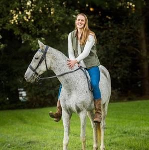 Meet your Posher, Lila